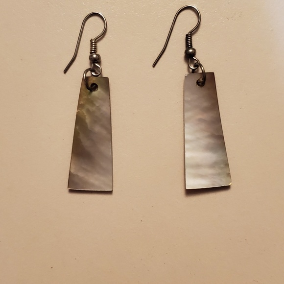 1 pair dangle earrings - Picture 2 of 2